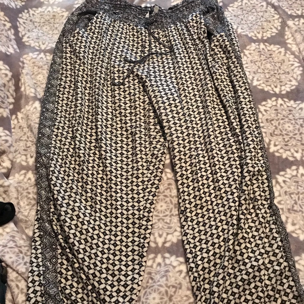 american eagle joggers